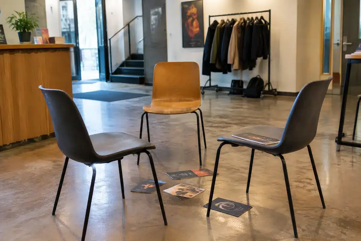 De Brakke Grond kiest driekoppig artistiek leiderschap: verrassende koers voor Vlaams cultuurhuis